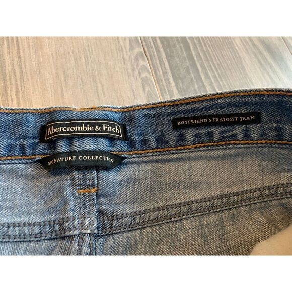 Abercrombie boyfriend distressed jeans size 25 - Picture 4 of 6